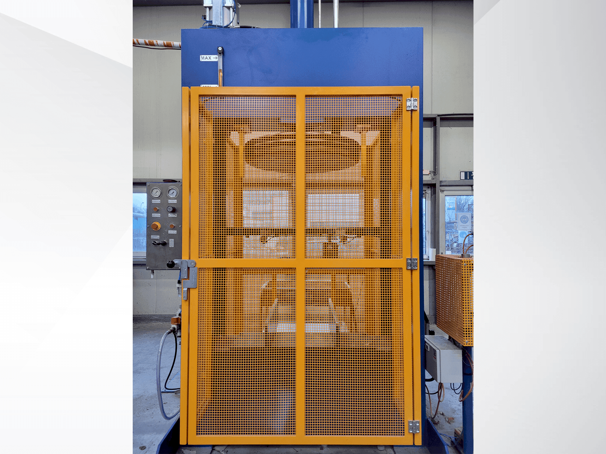 Makine NANINNI RENATO PV- EXTRUDER MOD.PV800M-AT - Önden görünüm