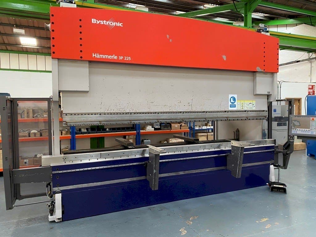 Makine  Bystronic Hammerle 225/4100 3P - Önden görünüm