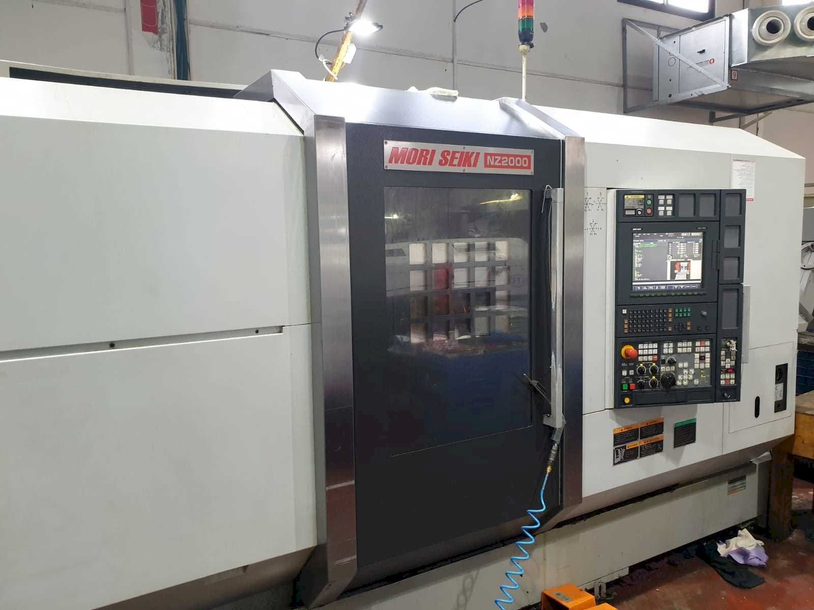 Makine MORI SEIKI NZ2000 T3Y3 - Önden görünüm