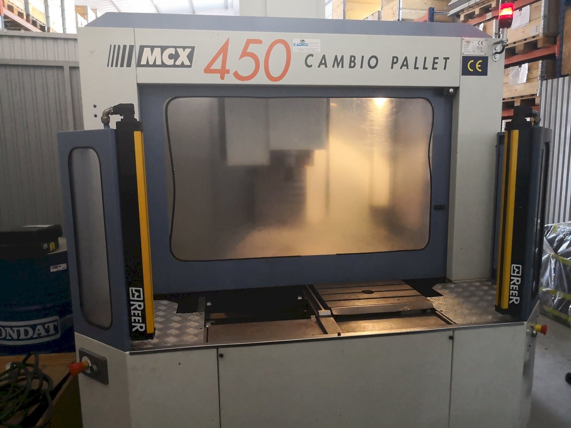 Makine FAMUP MCX 450 - Önden görünüm