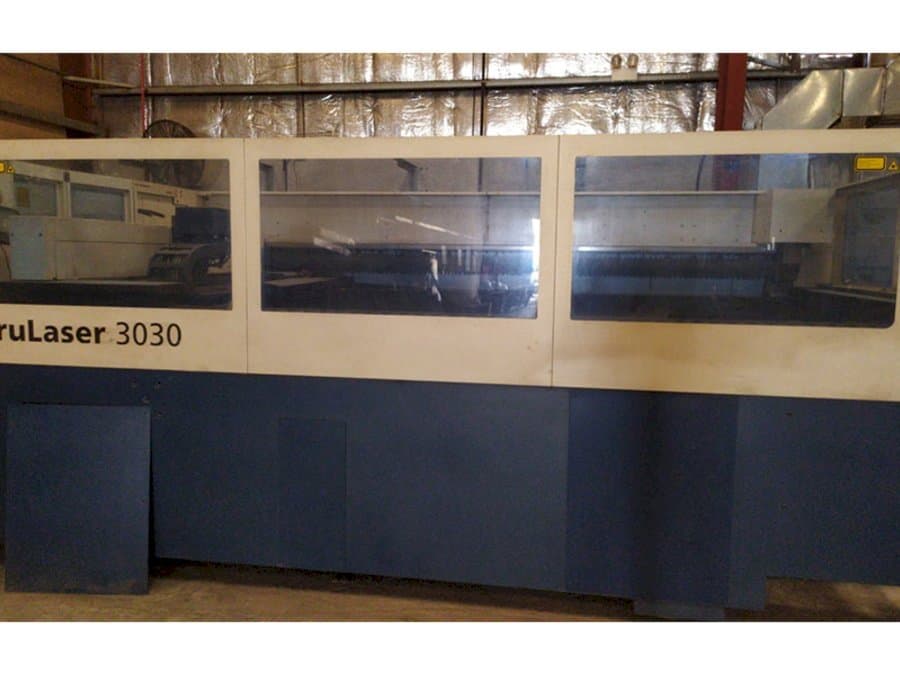 Makine Trumpf TruLaser 3030 - Önden görünüm