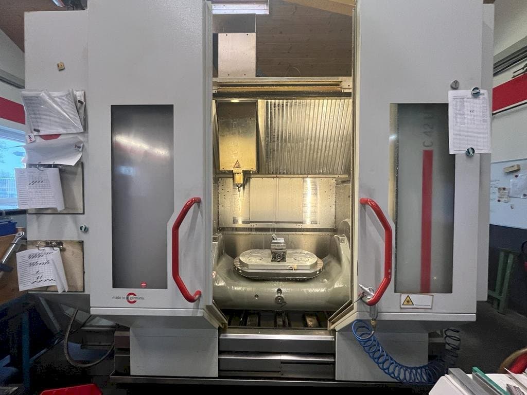 Makine  HERMLE C42 U - Önden görünüm