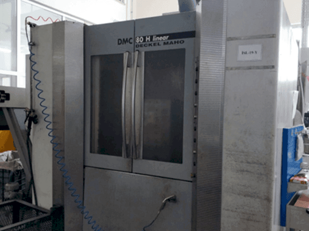 Makine DECKEL MAHO DMC 80 H linear - Önden görünüm
