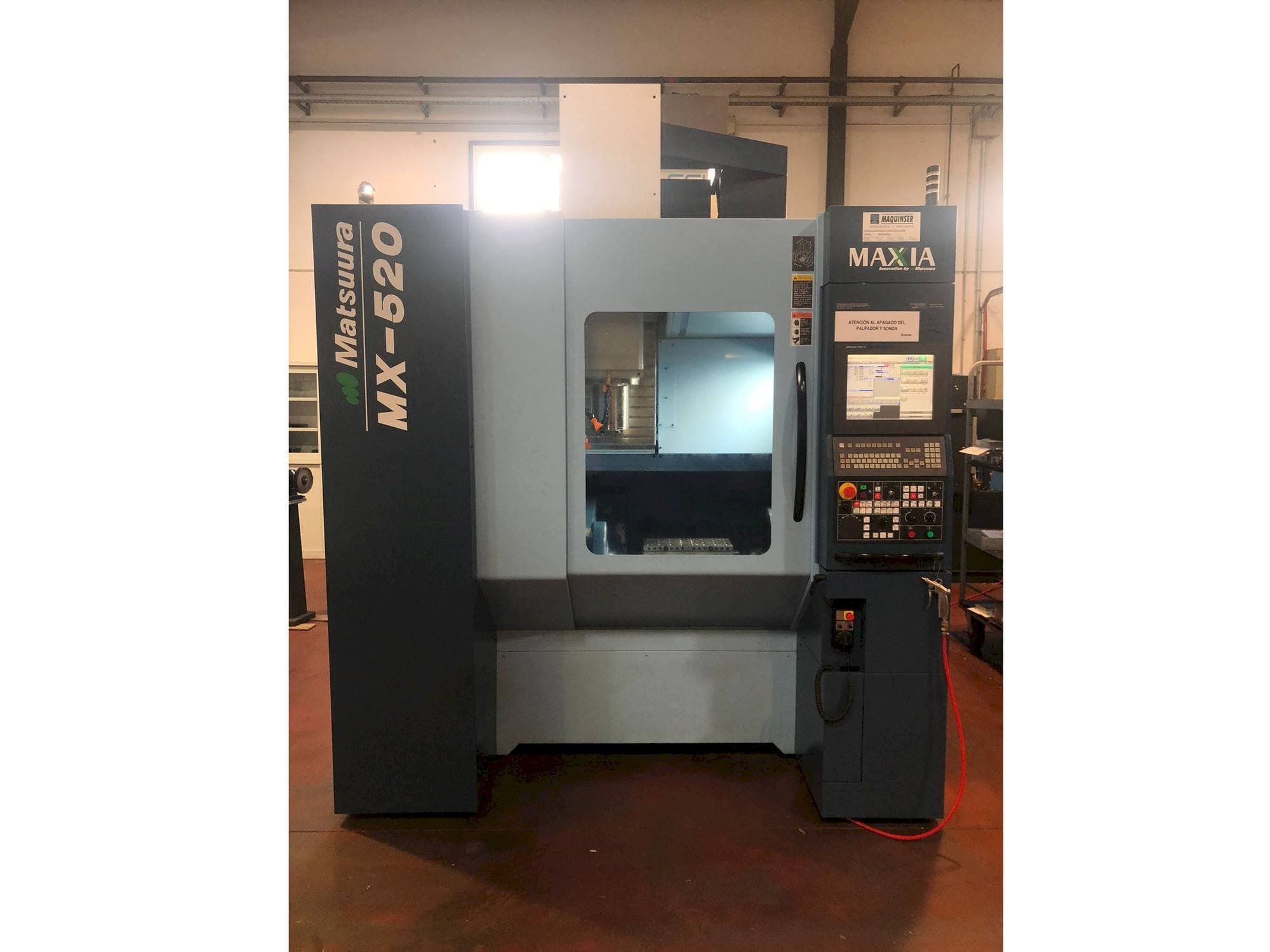 Makine  Matsuura MX-520 - Önden görünüm