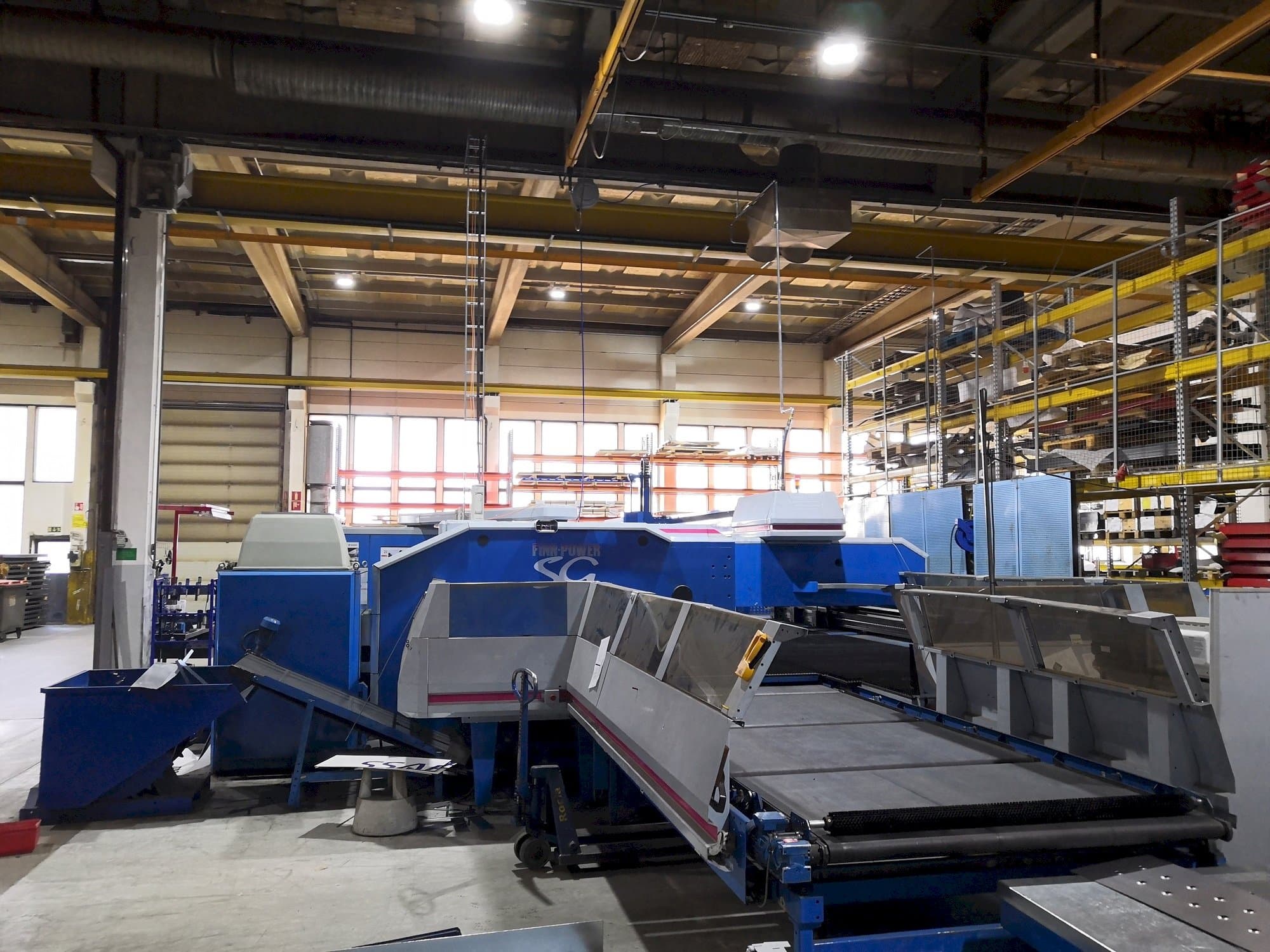 Makine Finn-Power SG6 - Önden görünüm