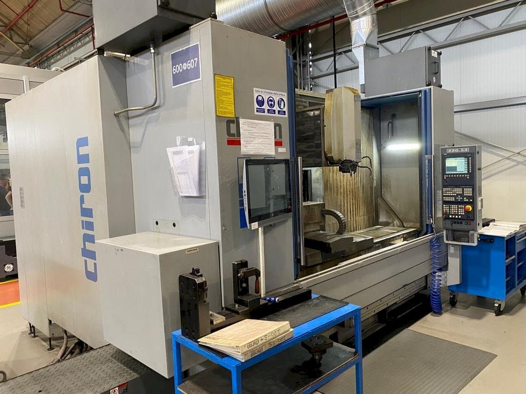 Makine  CHIRON MILL 2000 - Önden görünüm