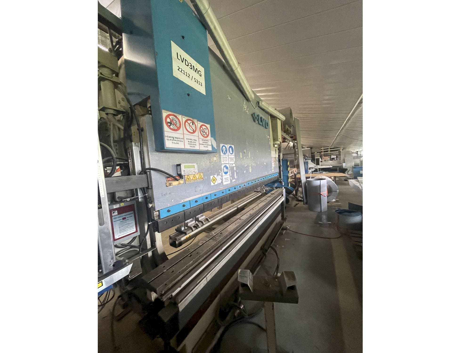 Makine LVD Ppeb 110/30 - Önden görünüm