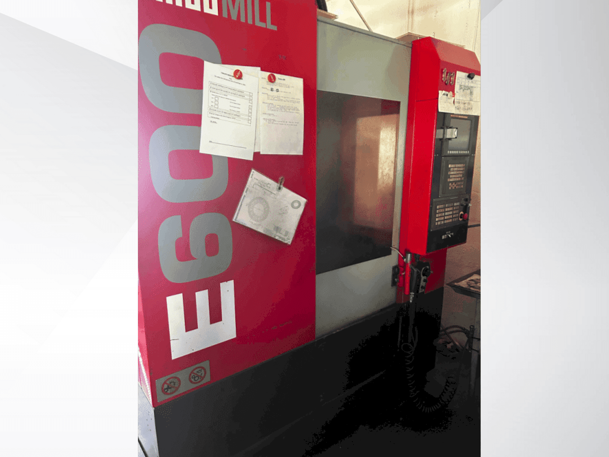 Makine EMCO E600 - Önden görünüm