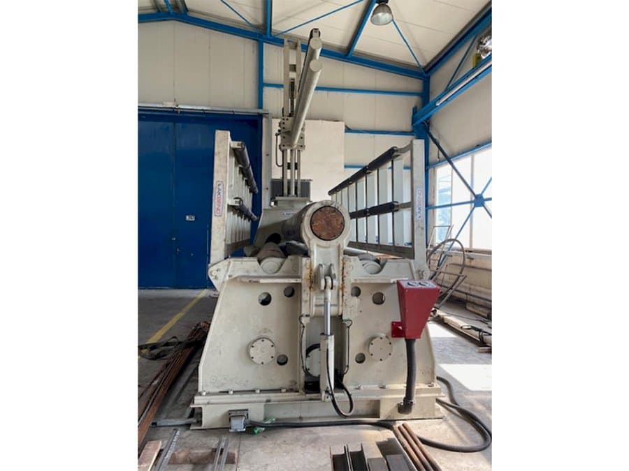 Makine Akyapak AHS 4100/25 - Önden görünüm