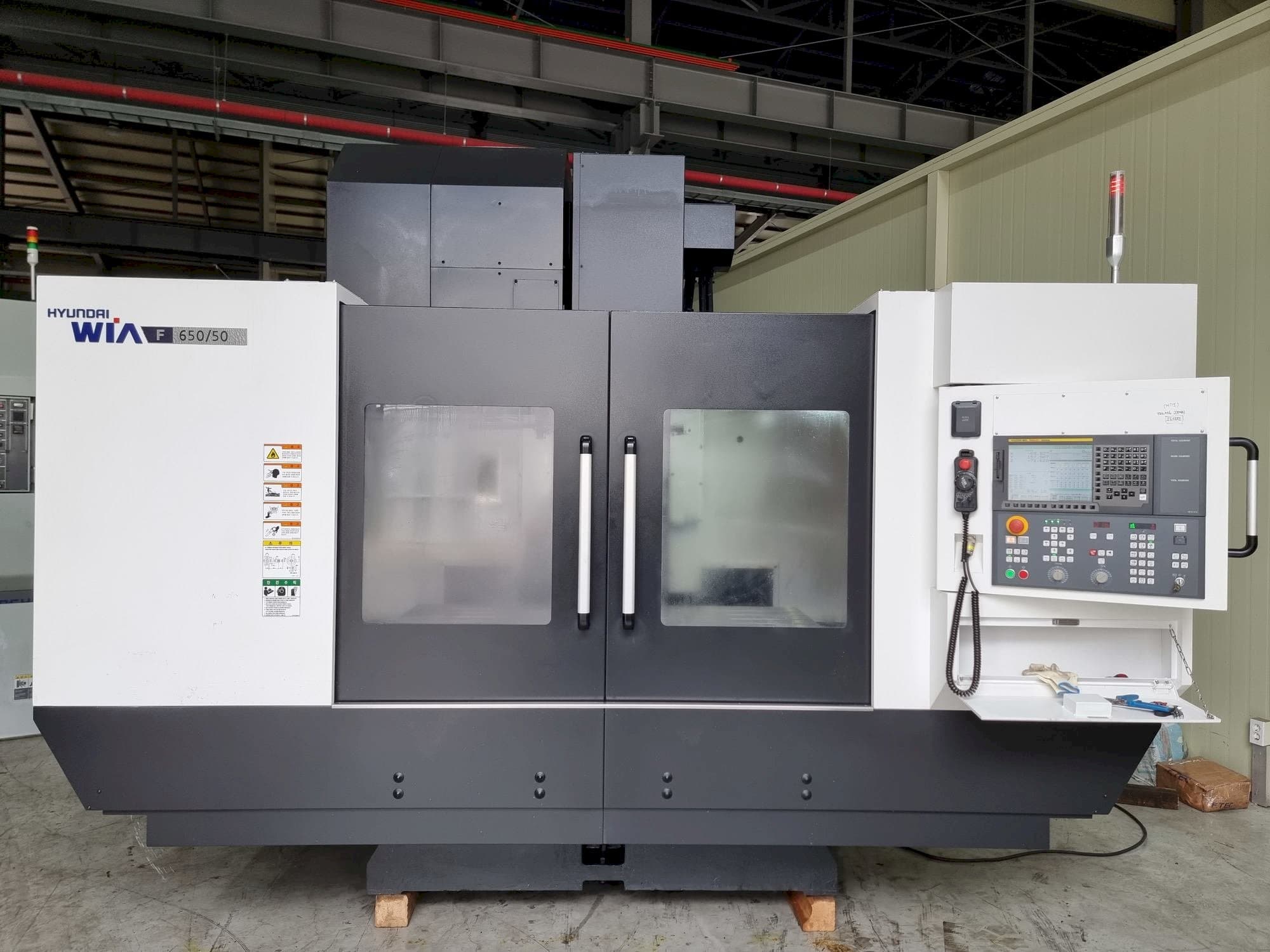 Makine Hyundai Wia F650/50 - Önden görünüm