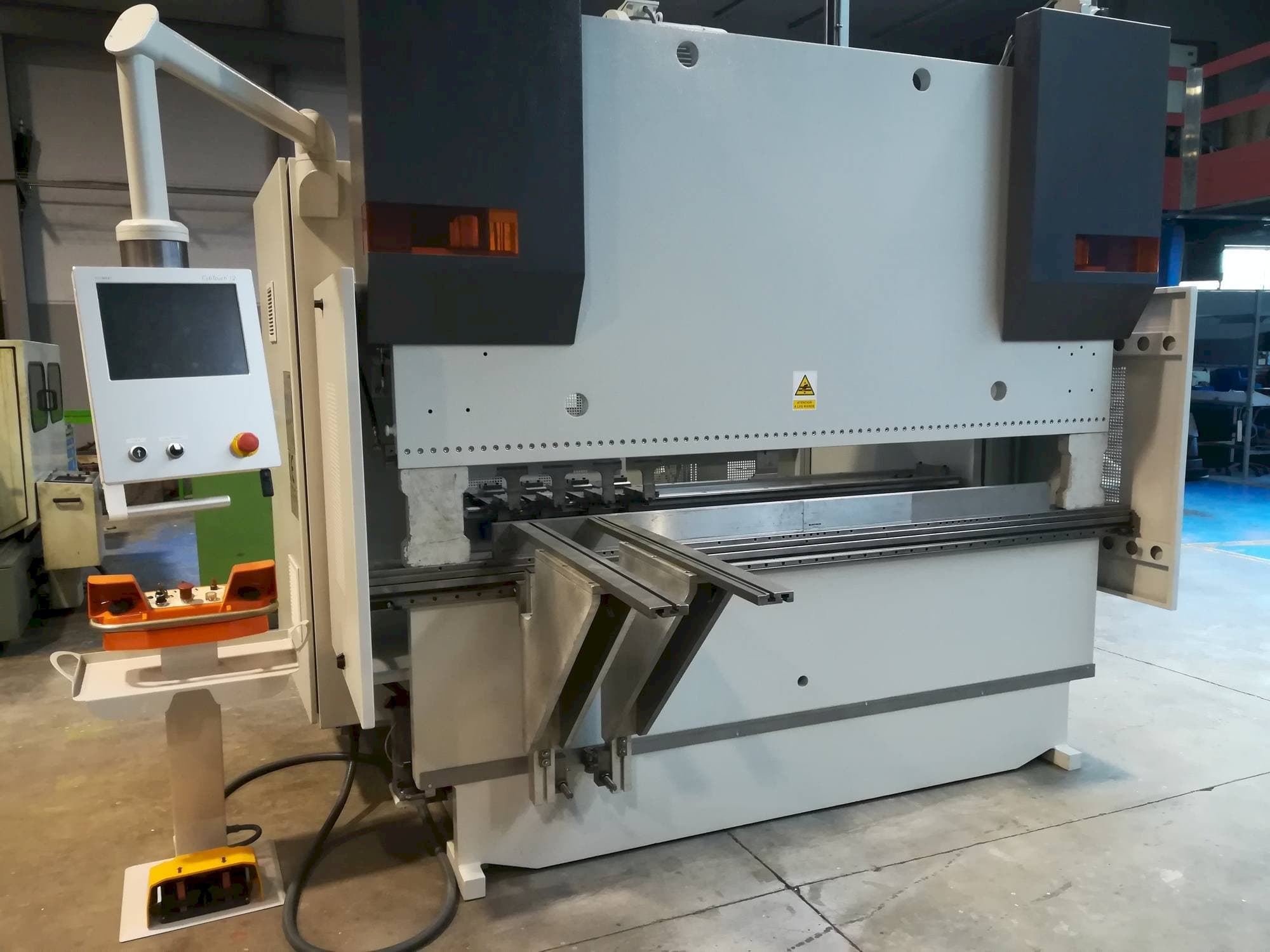 Makine LVD LVD PPEB 80/25 CAD-CNC - Önden görünüm