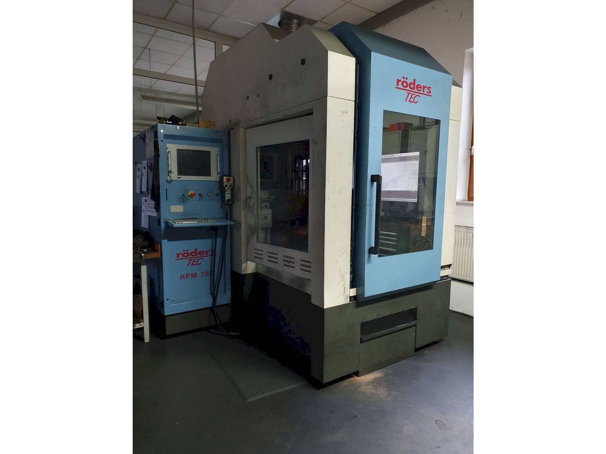Makine Roders FRM 760/2 - Önden görünüm