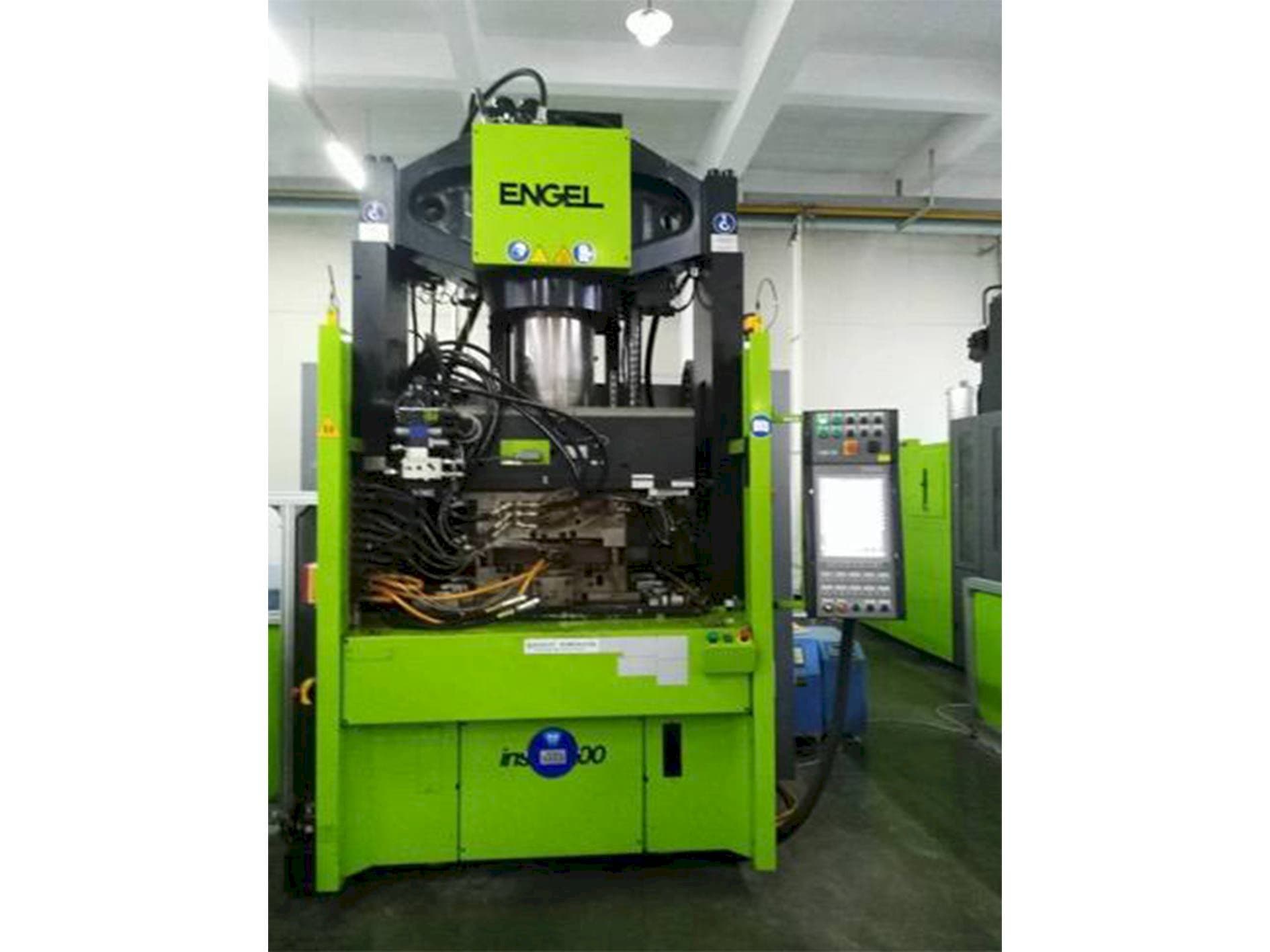 Makine ENGEL insert 2550H/200 with MuCell - Önden görünüm