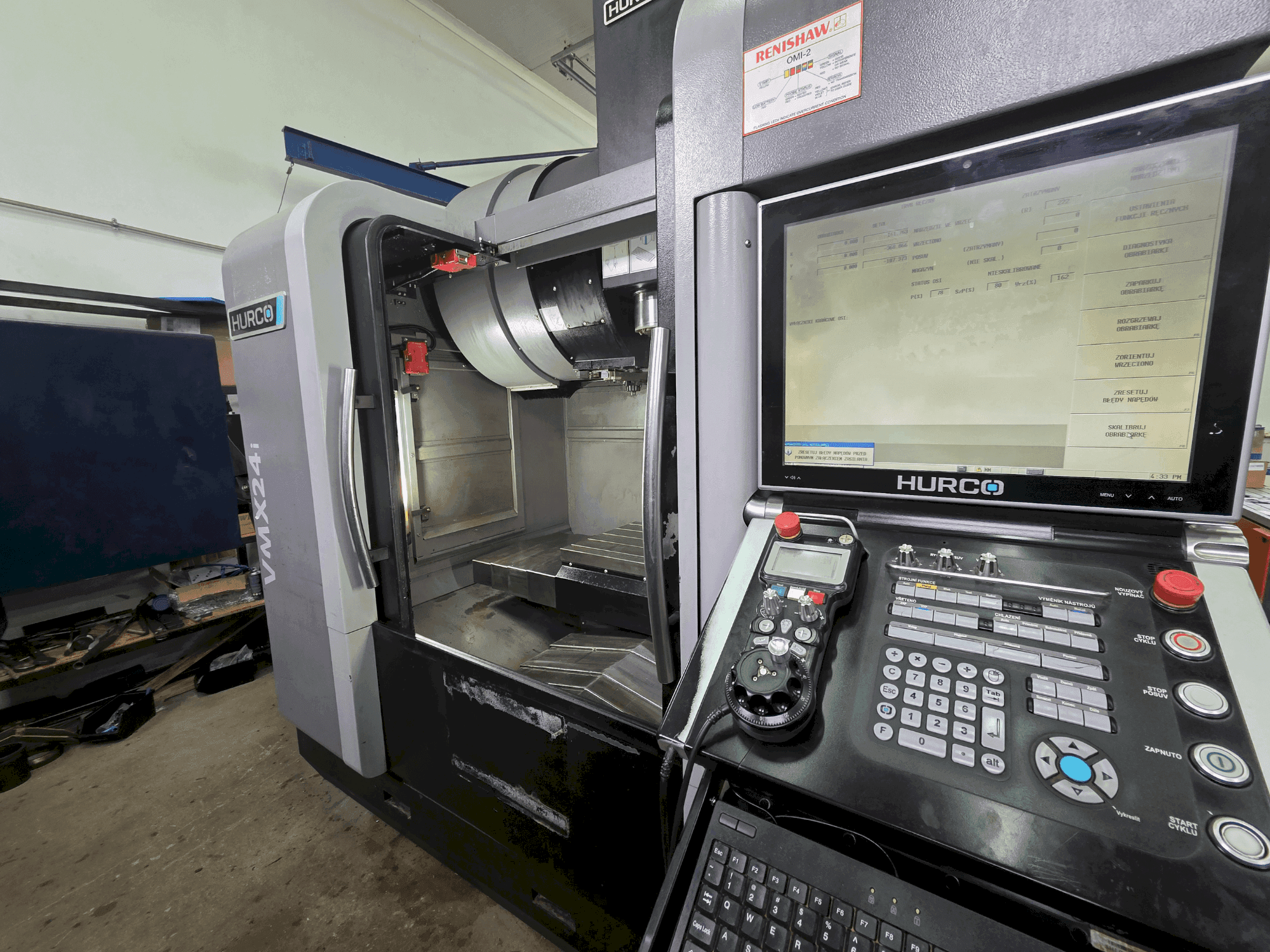 Makine Hurco VMX 24i - Önden görünüm