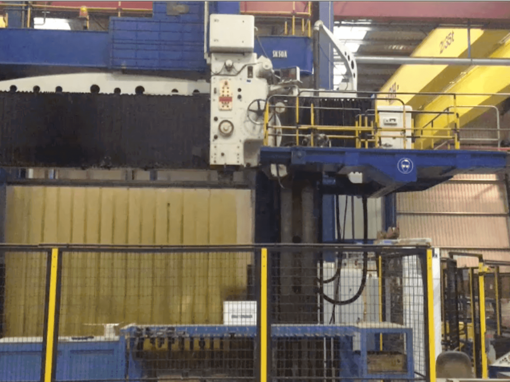 Makine SKODA SK 50 A - Önden görünüm