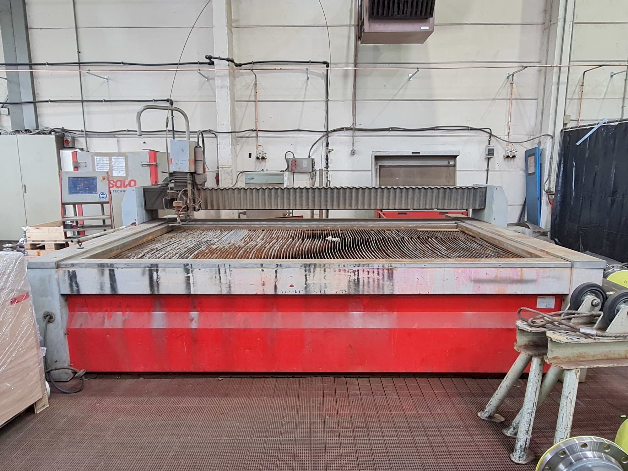 Makine Resato R-LCM 3015-1 - Önden görünüm