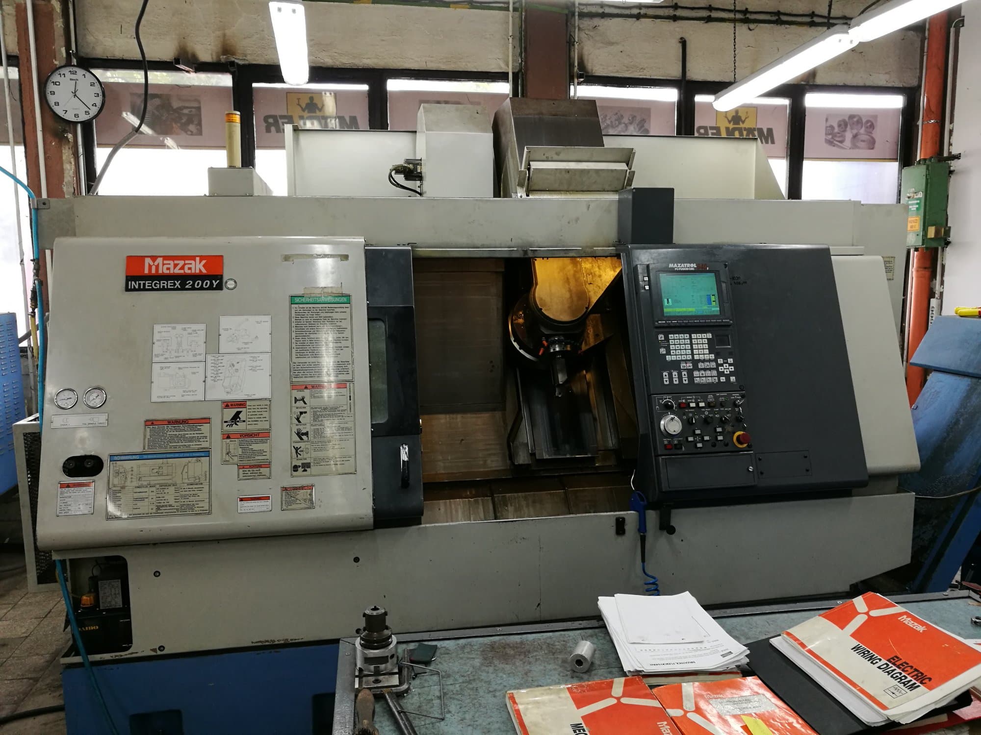 Makine  Mazak - Önden görünüm INTEGREX 200Y