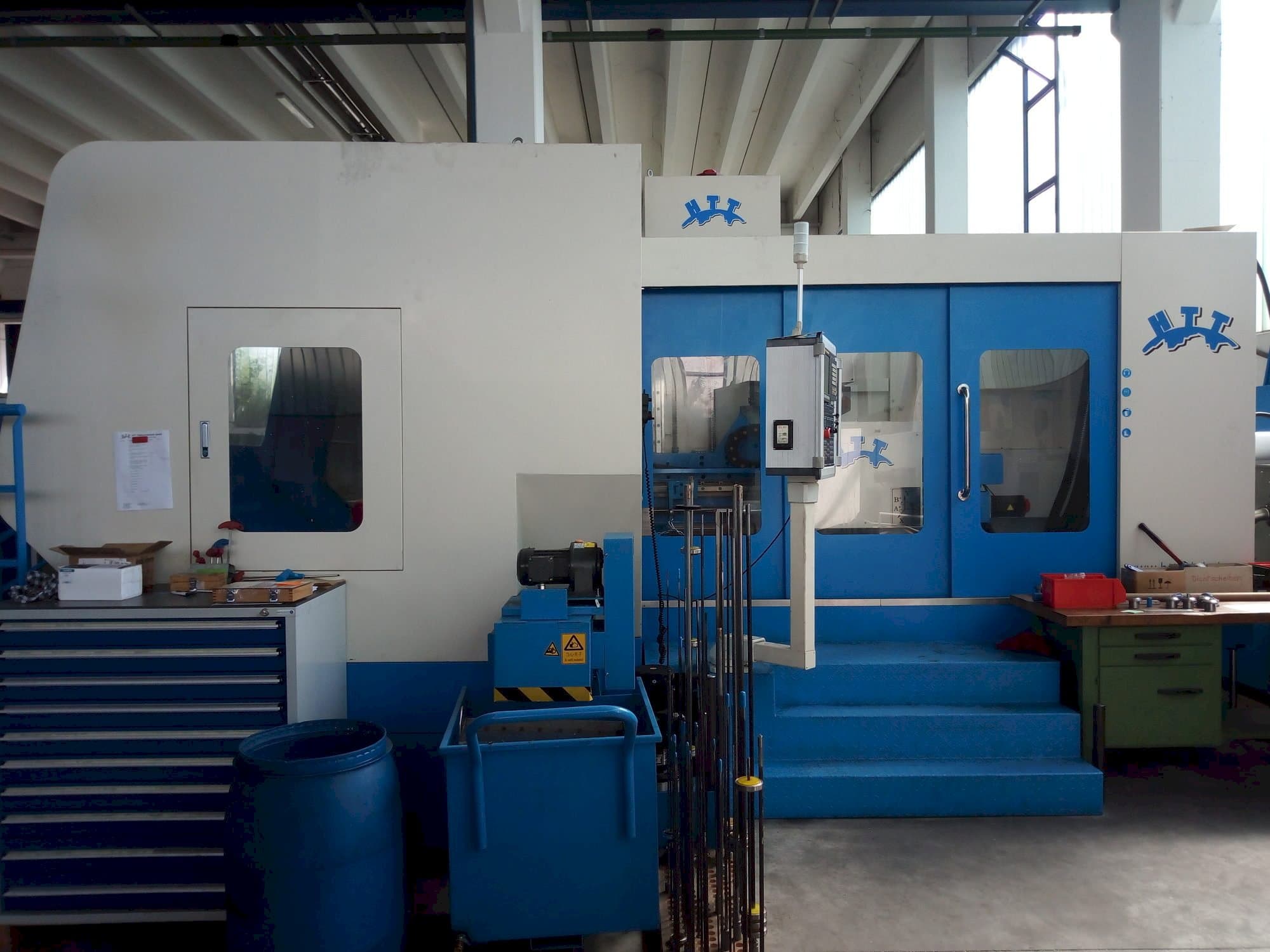 Makine HTT KBR6-1008 - Önden görünüm
