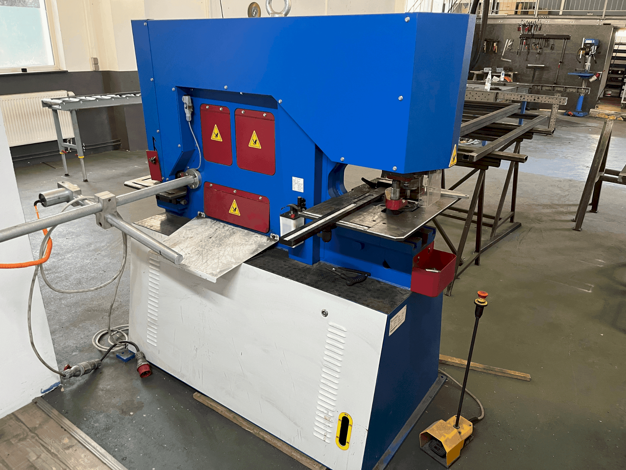 Makine  Metallkraft  HPS 65 DS - Önden görünüm