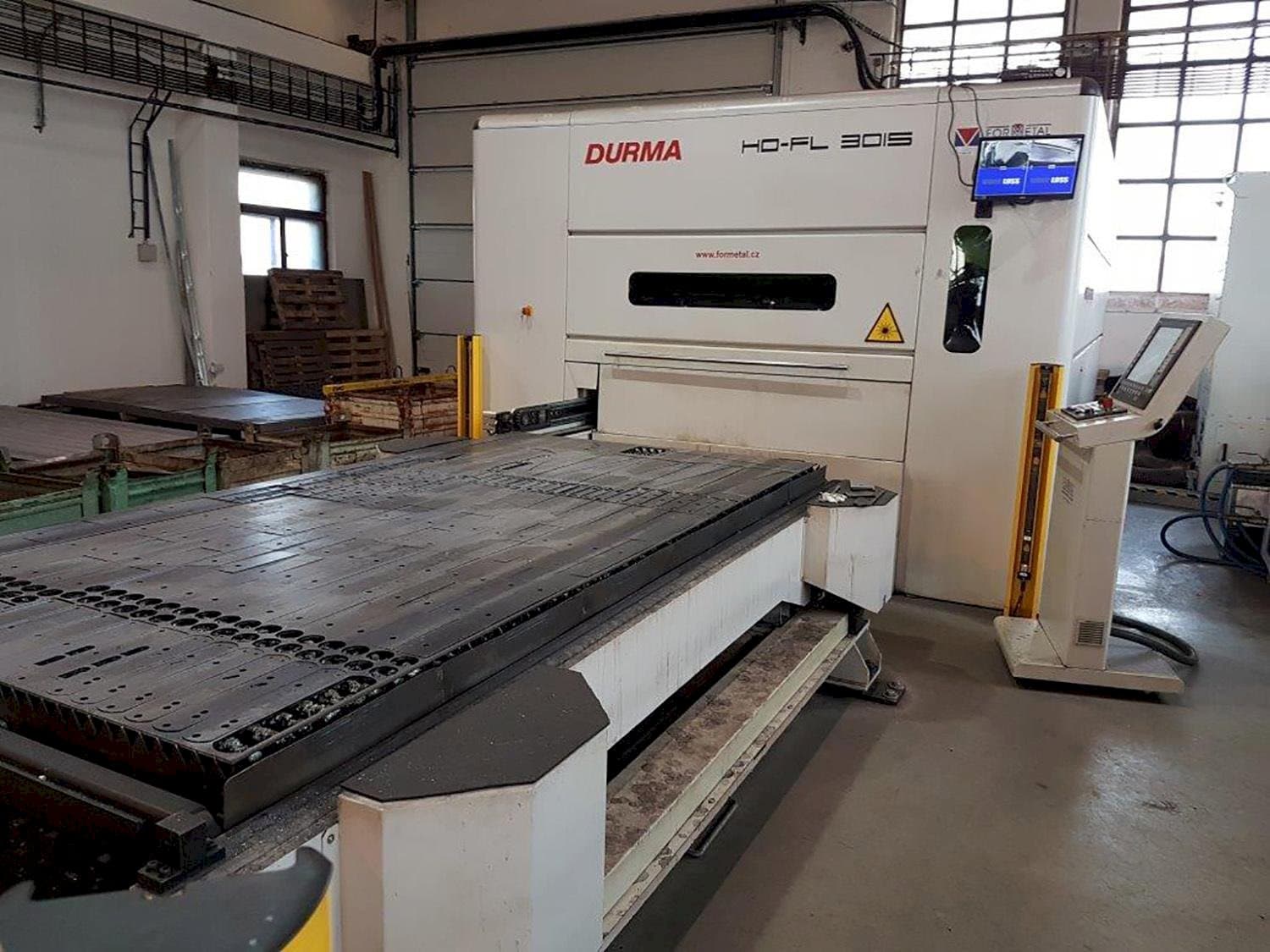 Makine Durma HD-FL 3015 L - Önden görünüm