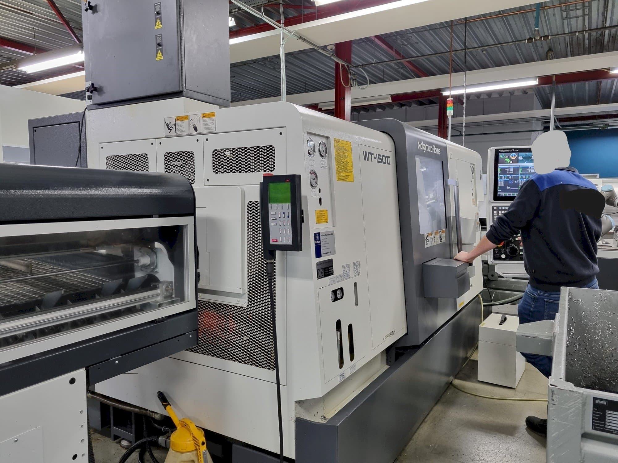 Makine NAKAMURA-TOME WT-150II - Önden görünüm