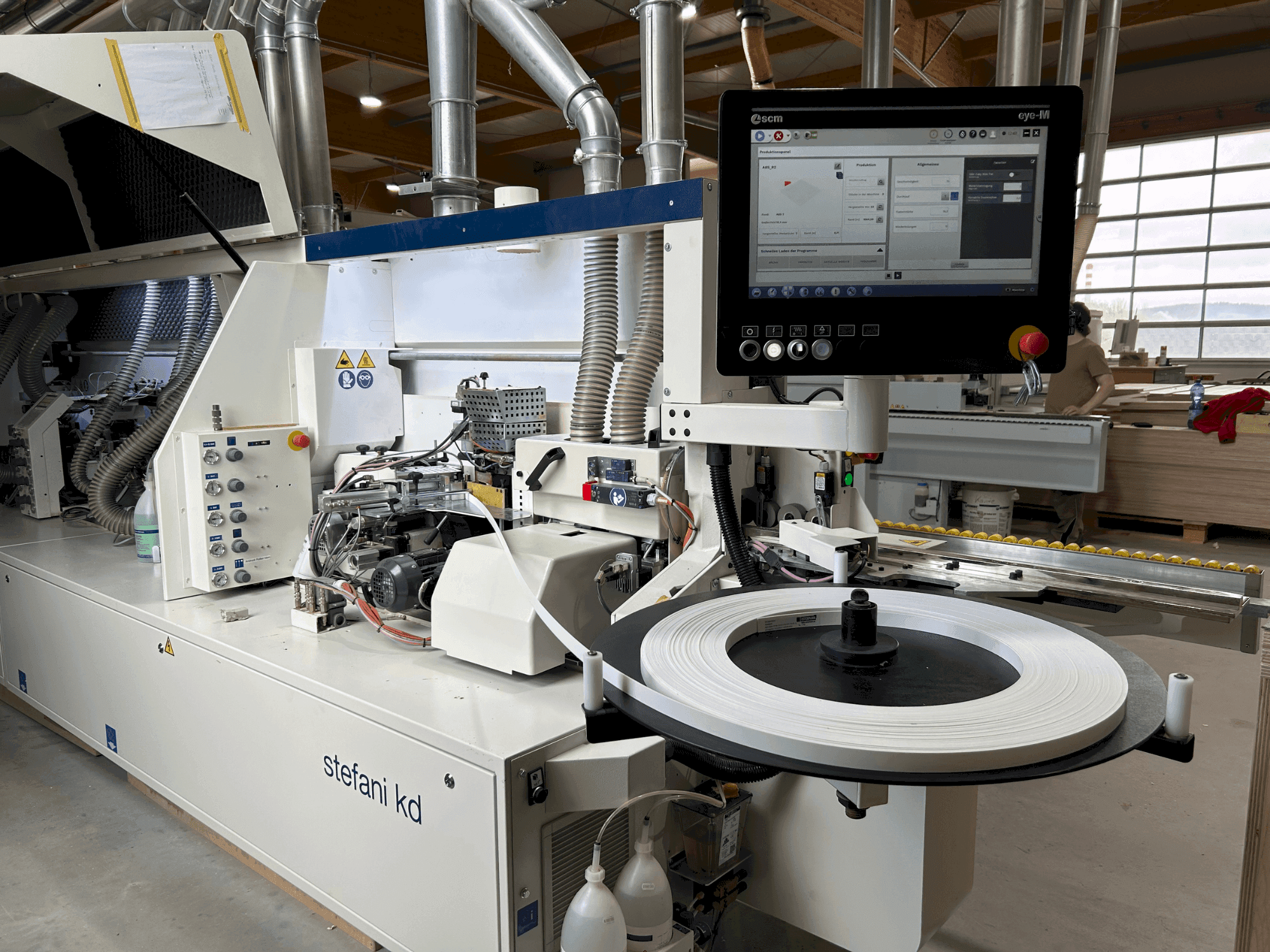 Makine  SCM Stefani kd hp - Önden görünüm