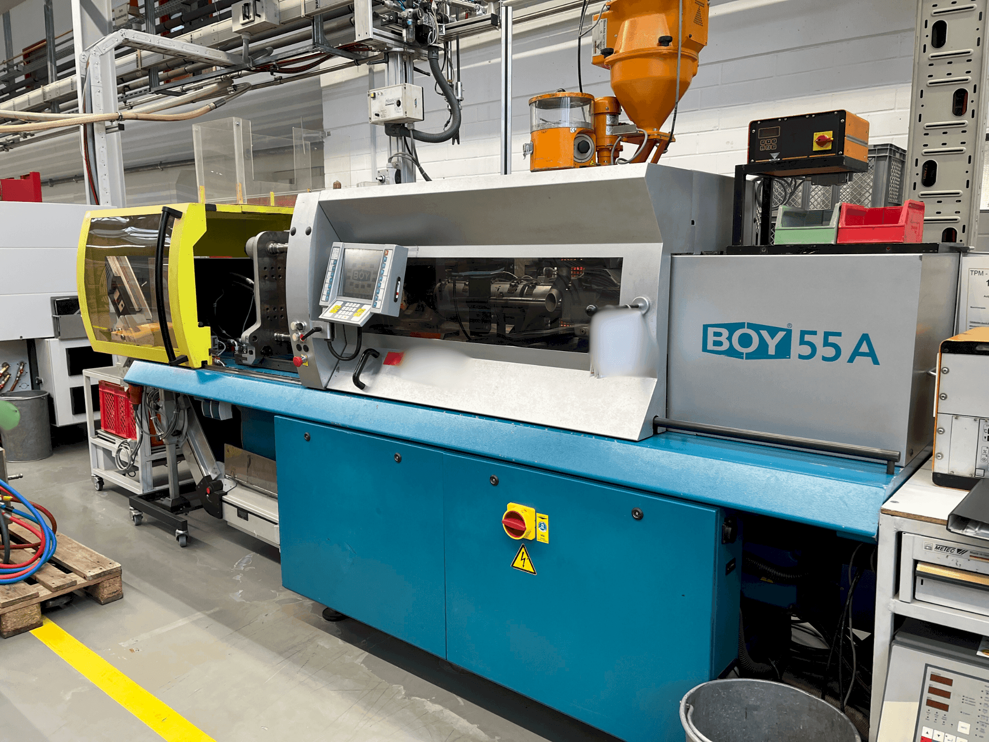 Makine  BOY 55A - Önden görünüm