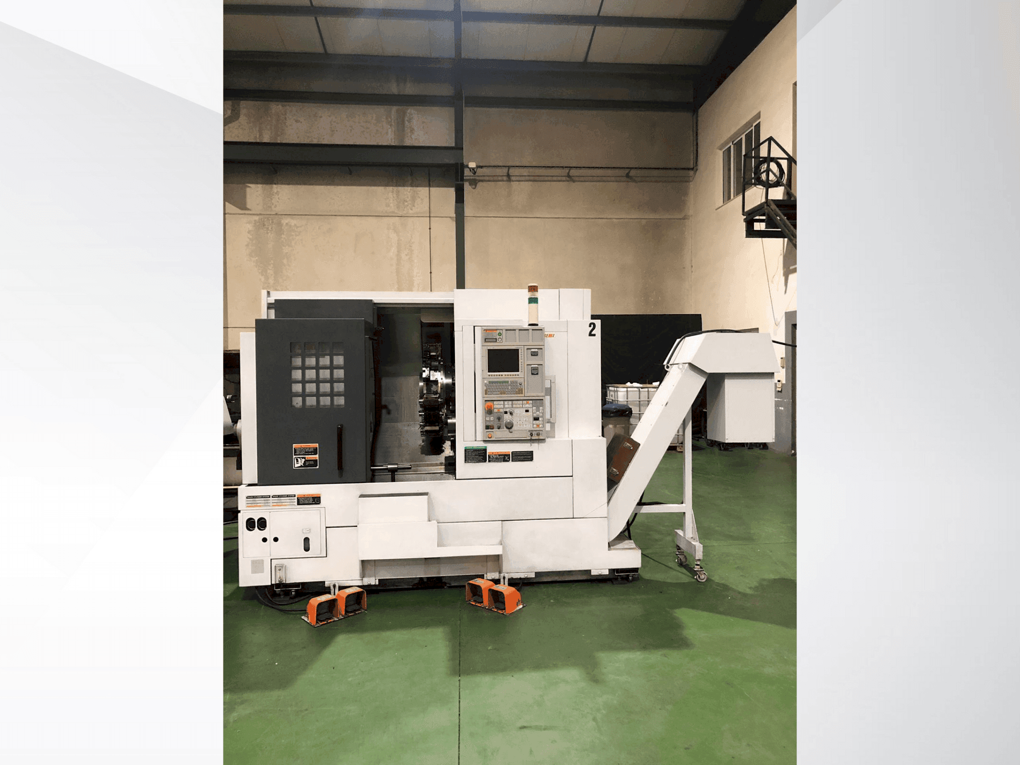 Makine MORI SEIKI NL2000SY - Önden görünüm