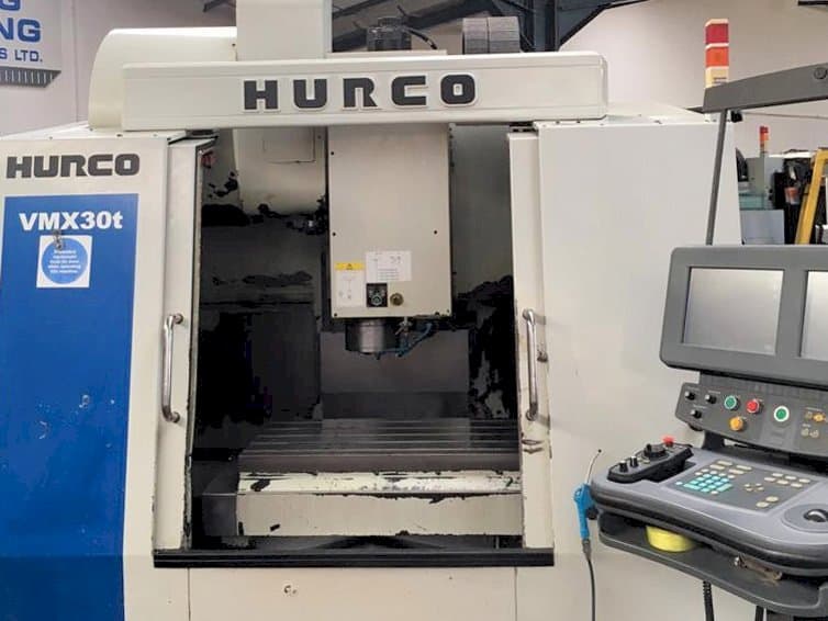 Makine Hurco VMX 30T - Önden görünüm