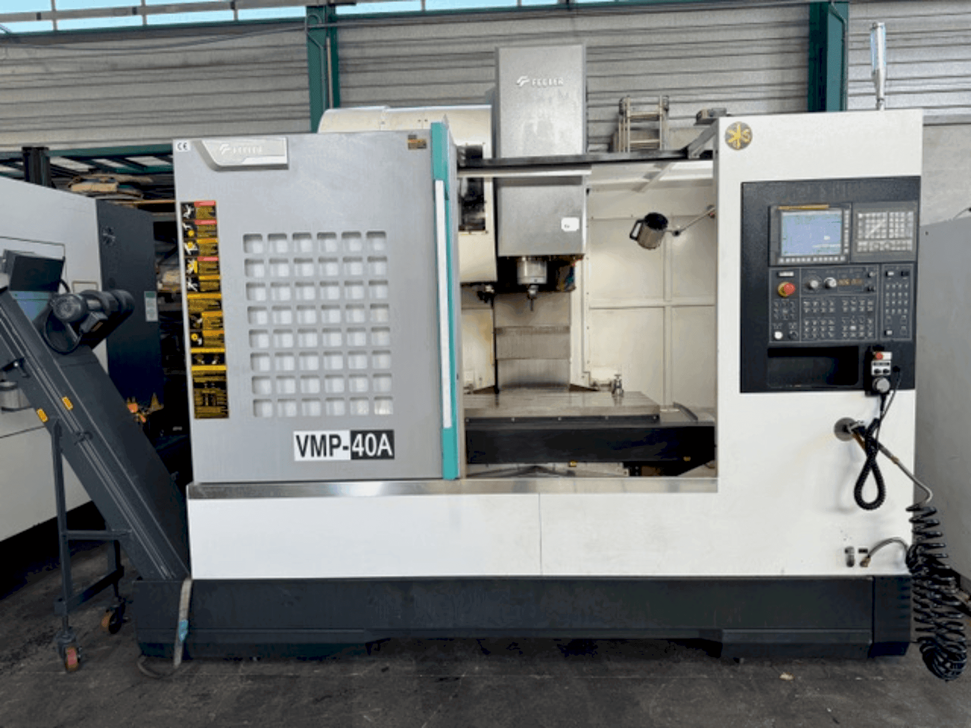 Makine  Feeler VMP40A - Önden görünüm