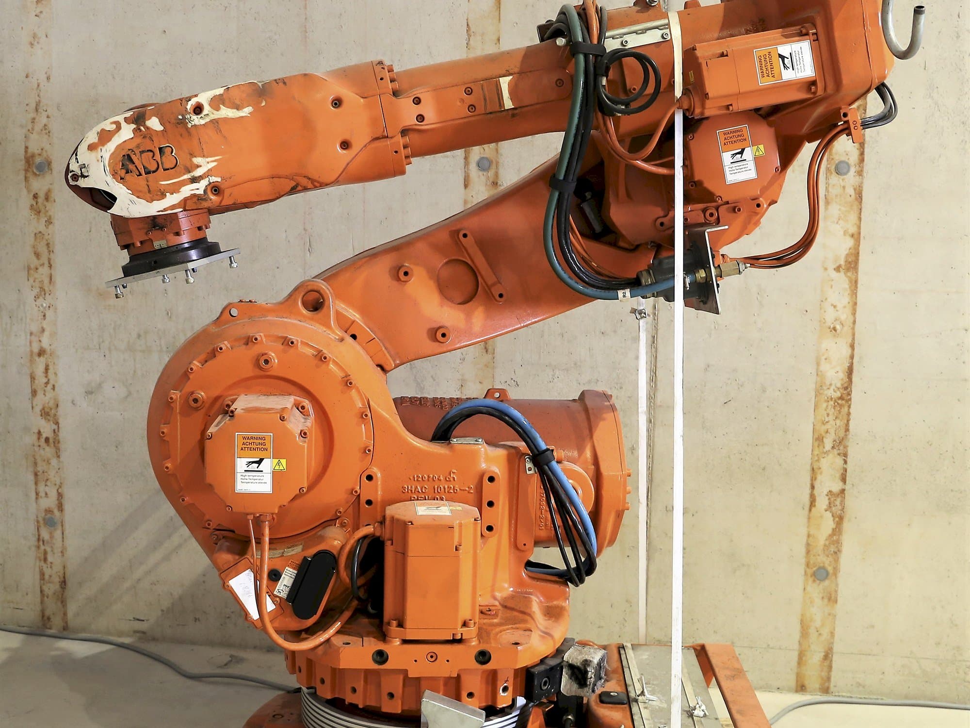 Makine ABB - Önden görünüm 6600