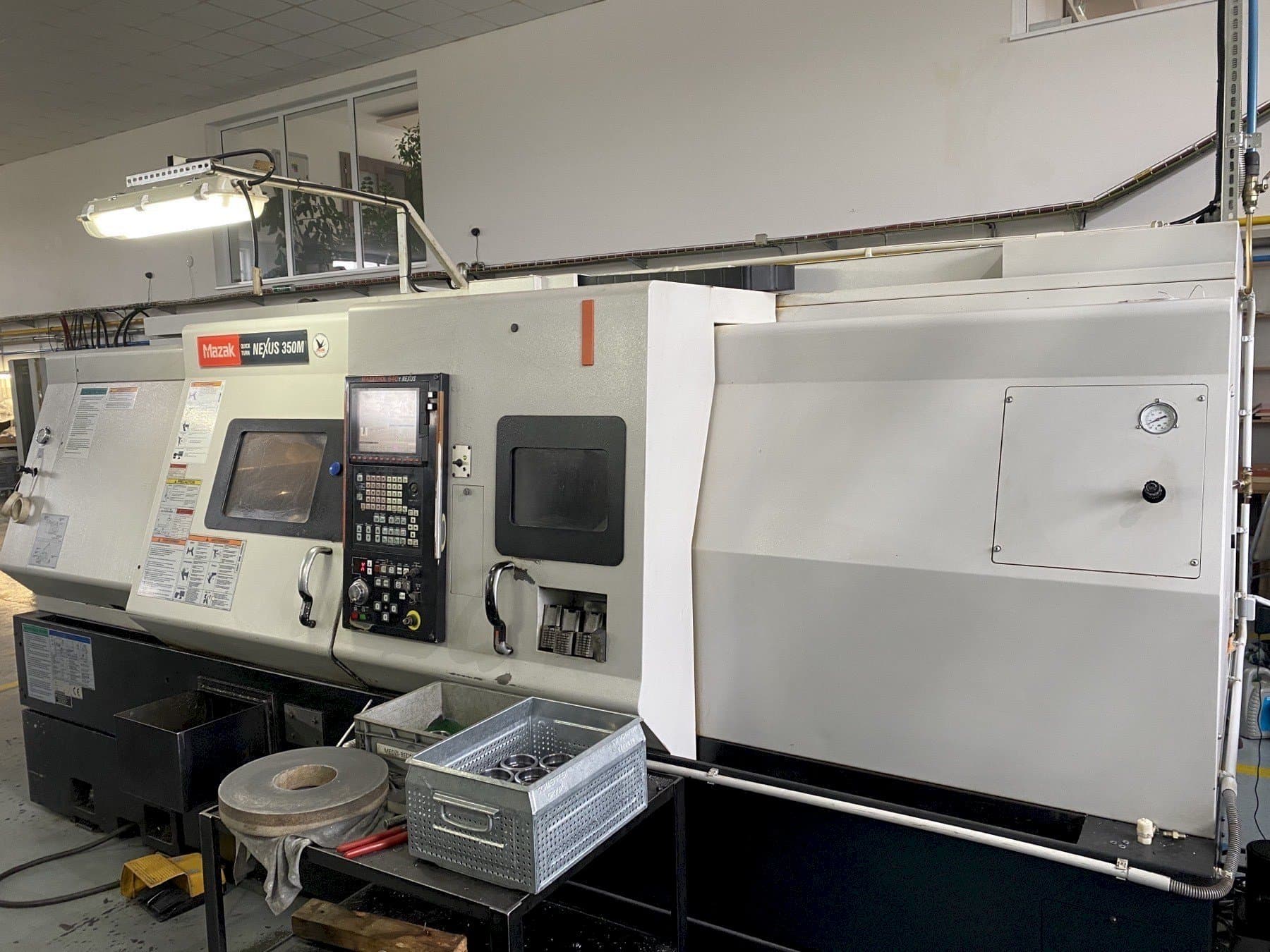 Makine Mazak QUICKTURN Nexus 350M - Önden görünüm