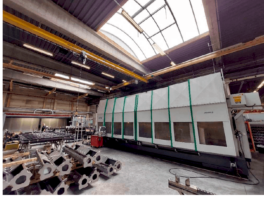 Makine Unisign Univers 6 - Önden görünüm