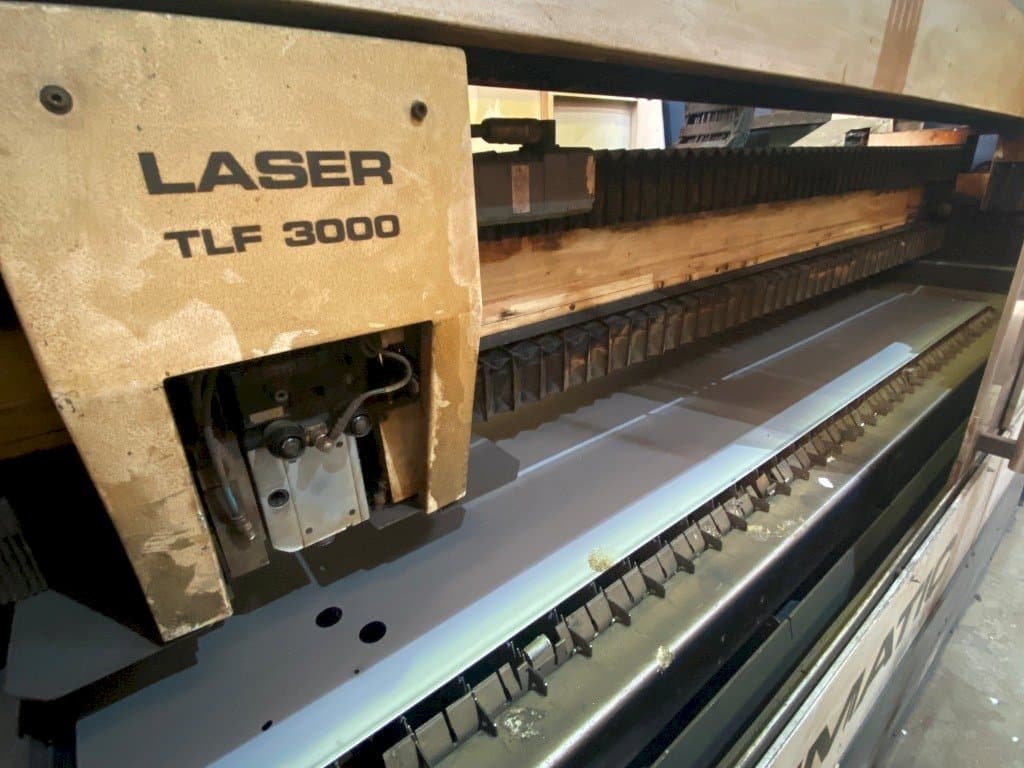 Makine  Trumpf TRUMATIC L2530 - Önden görünüm