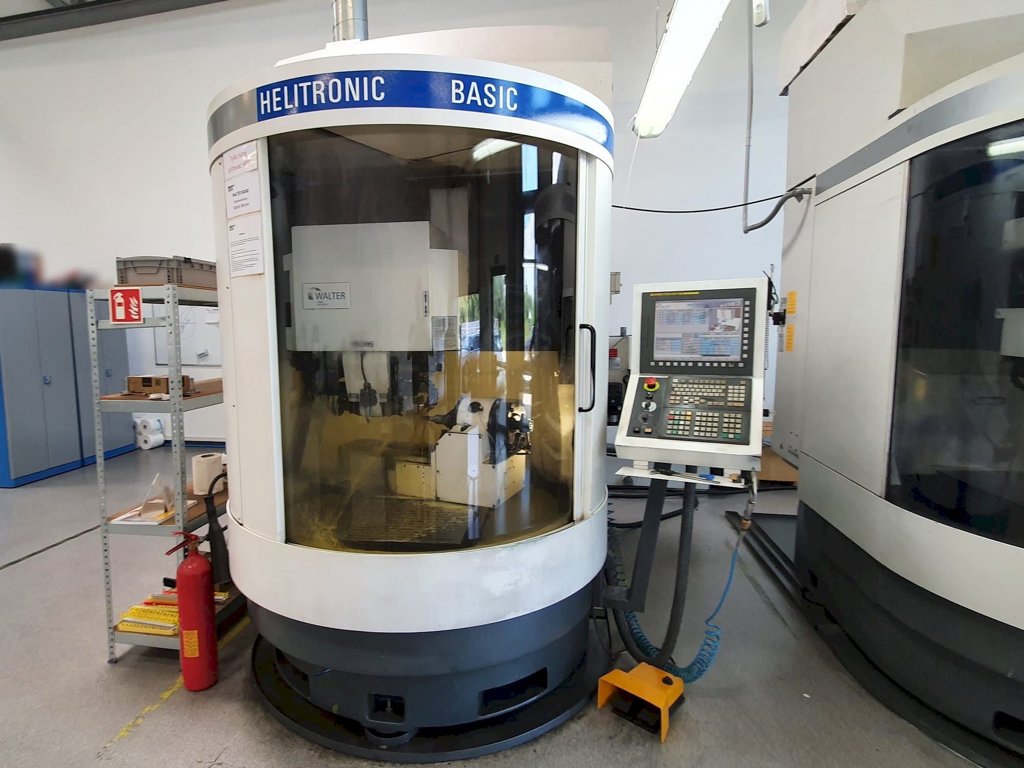 Makine Walter Helitronic BASIC-F - Önden görünüm