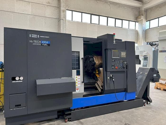 Makine  HWACHEON HI-ECO 450A YMC - Önden görünüm