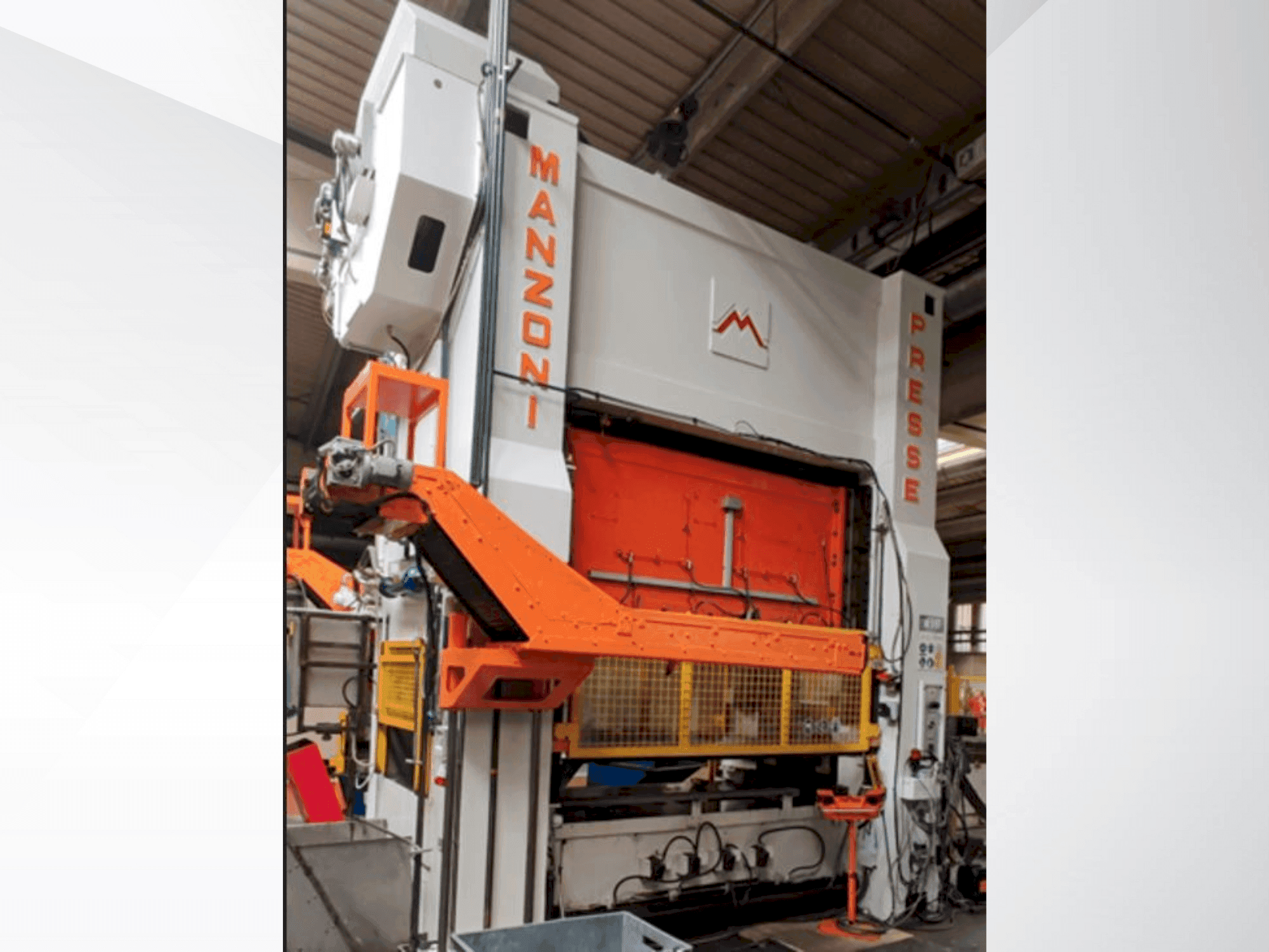 Makine  RAVNE PRESSES Manzoni 315 - Önden görünüm