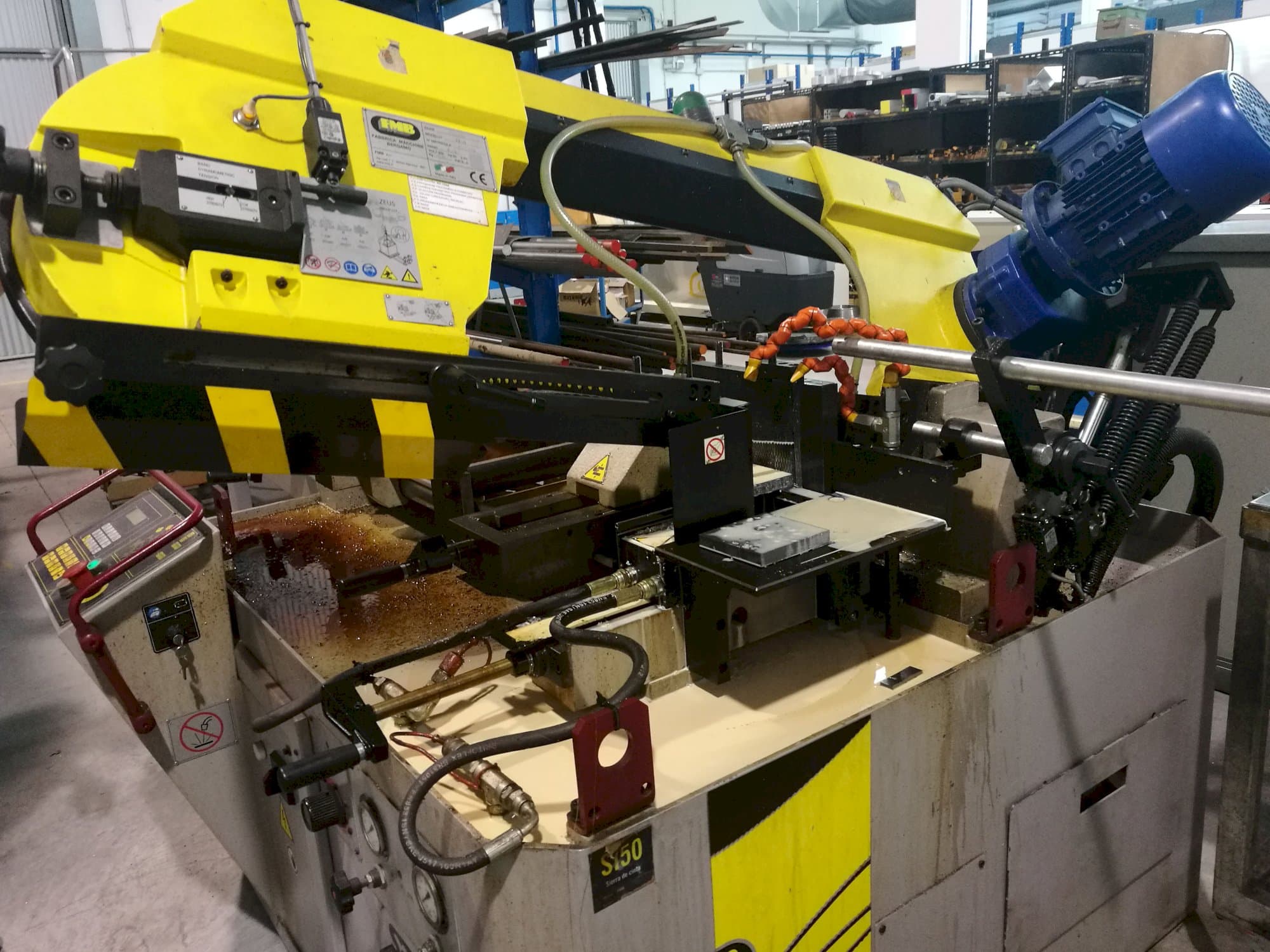 Makine  FMB Zeus - Önden görünüm