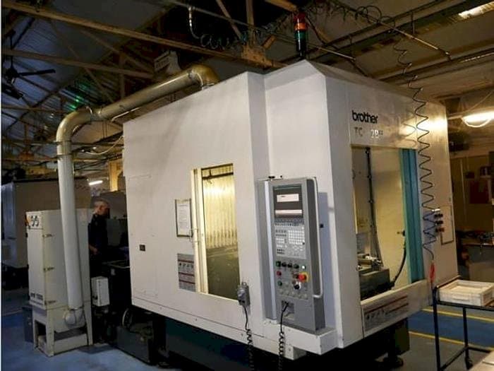 Makine Brother TC-32 BN QT - Önden görünüm