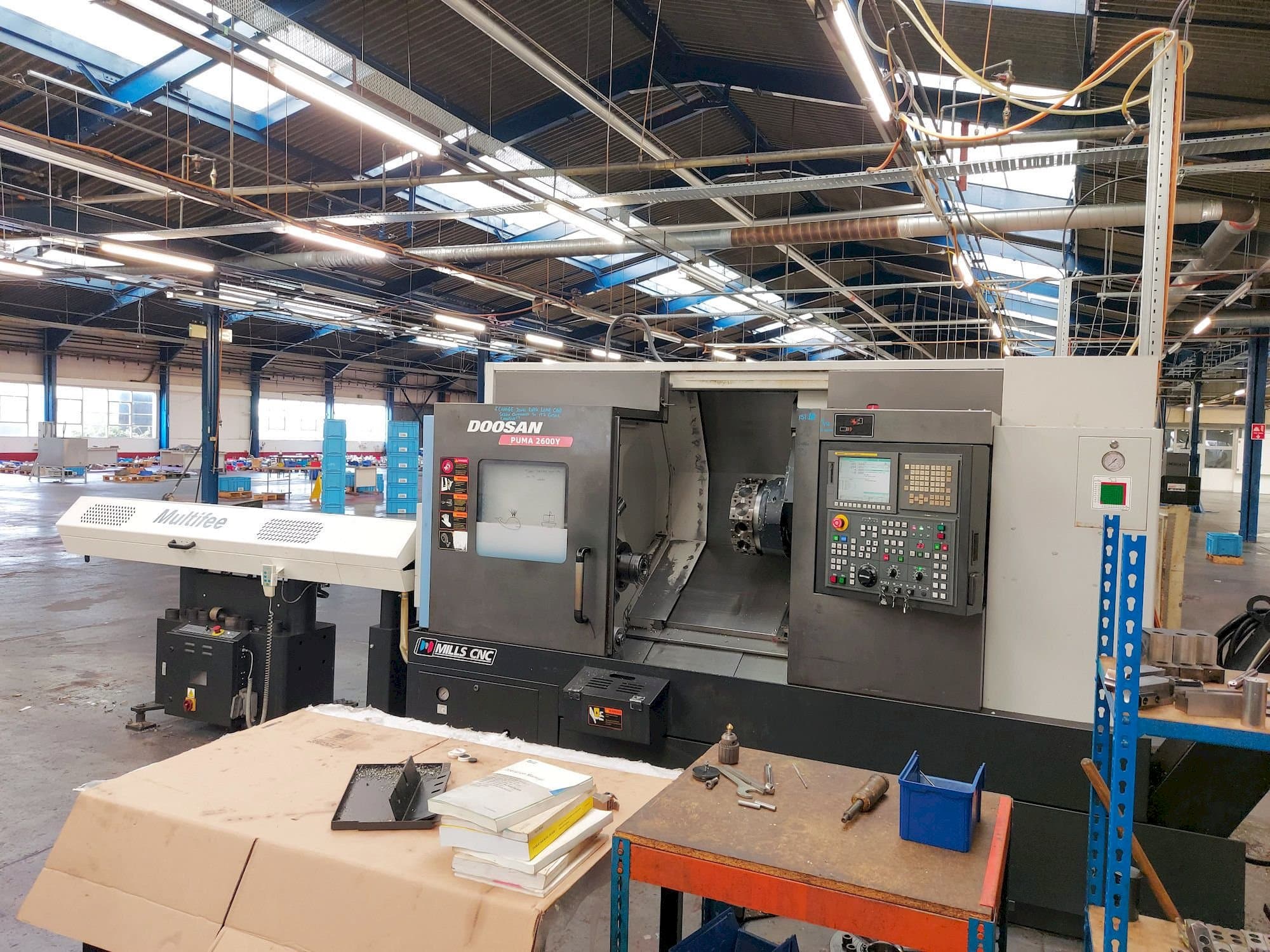 Makine Doosan Puma 2600Y - Önden görünüm