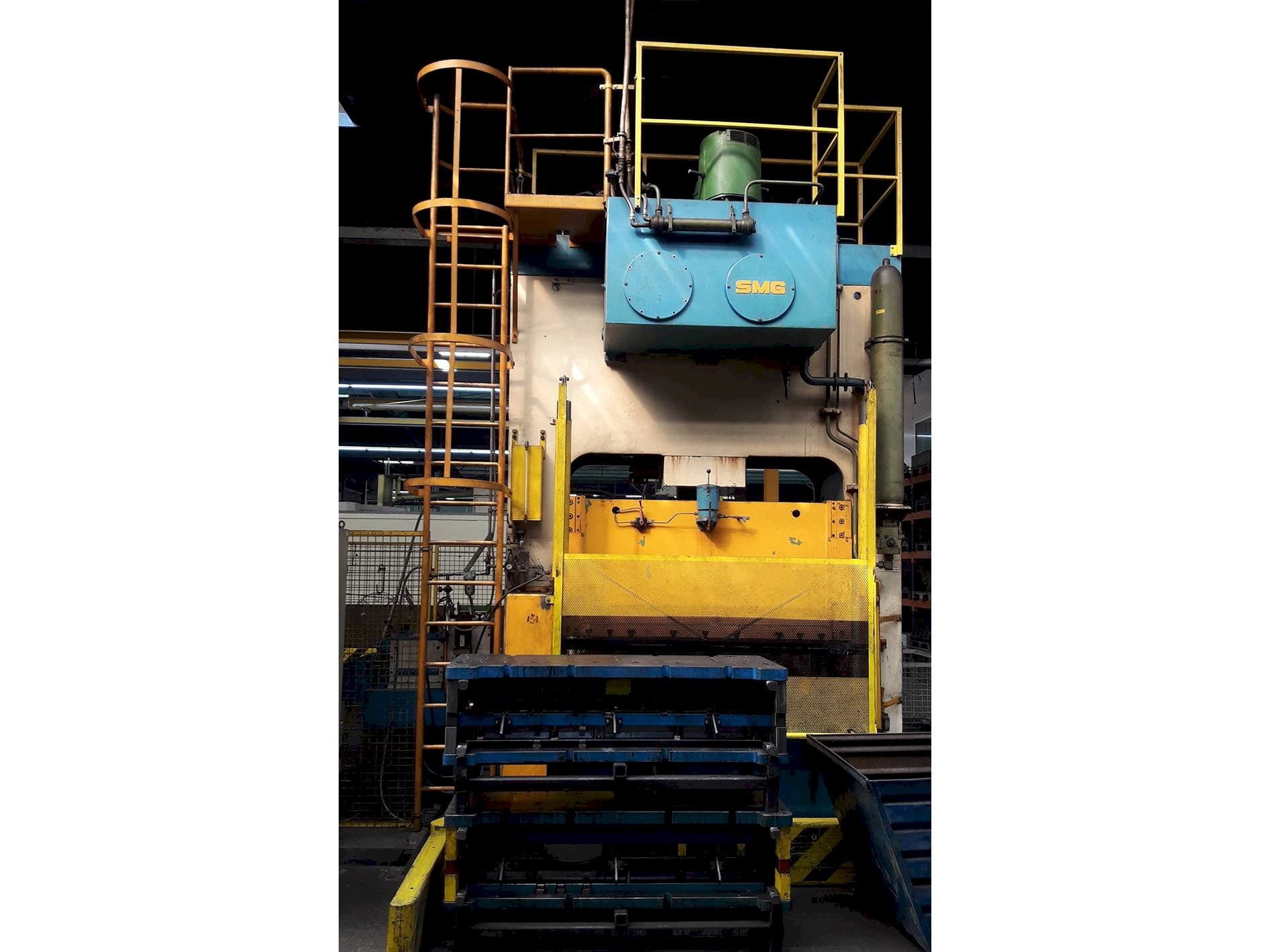 Makine SMG SCHULER DS 200 + Z 60 - Önden görünüm