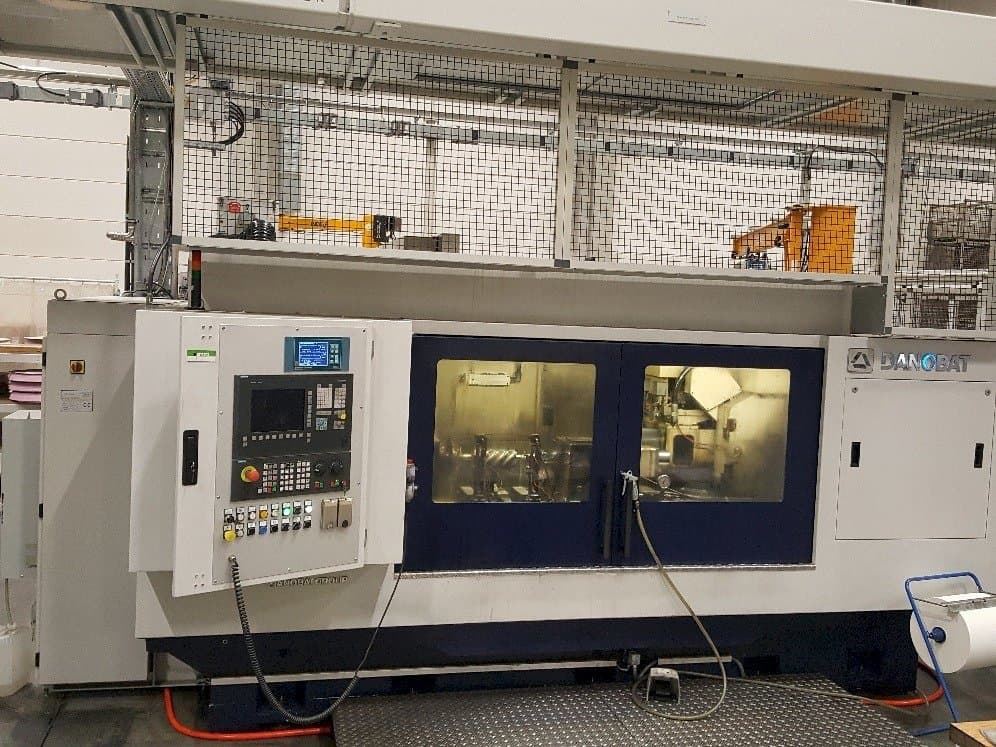 Makine DANOBAT WT-62-3B - Önden görünüm