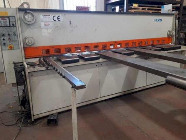 Makine LVD LDR 3000mm x 6mm - Önden görünüm