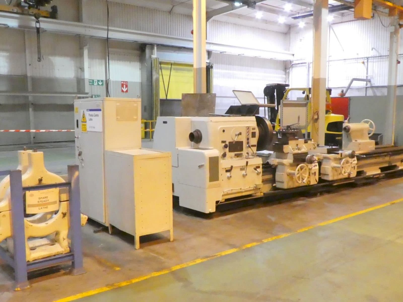 Makine Poreba TR100B X 4M - Önden görünüm