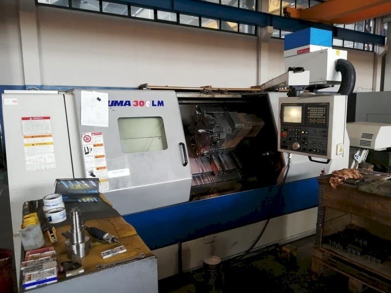 Makine Doosan PUMA 300 LMB - Önden görünüm