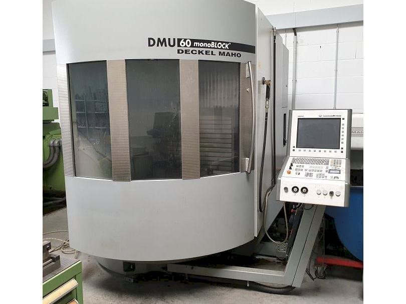 Makine  DECKEL MAHO DMU 60 MonoBlock - Önden görünüm