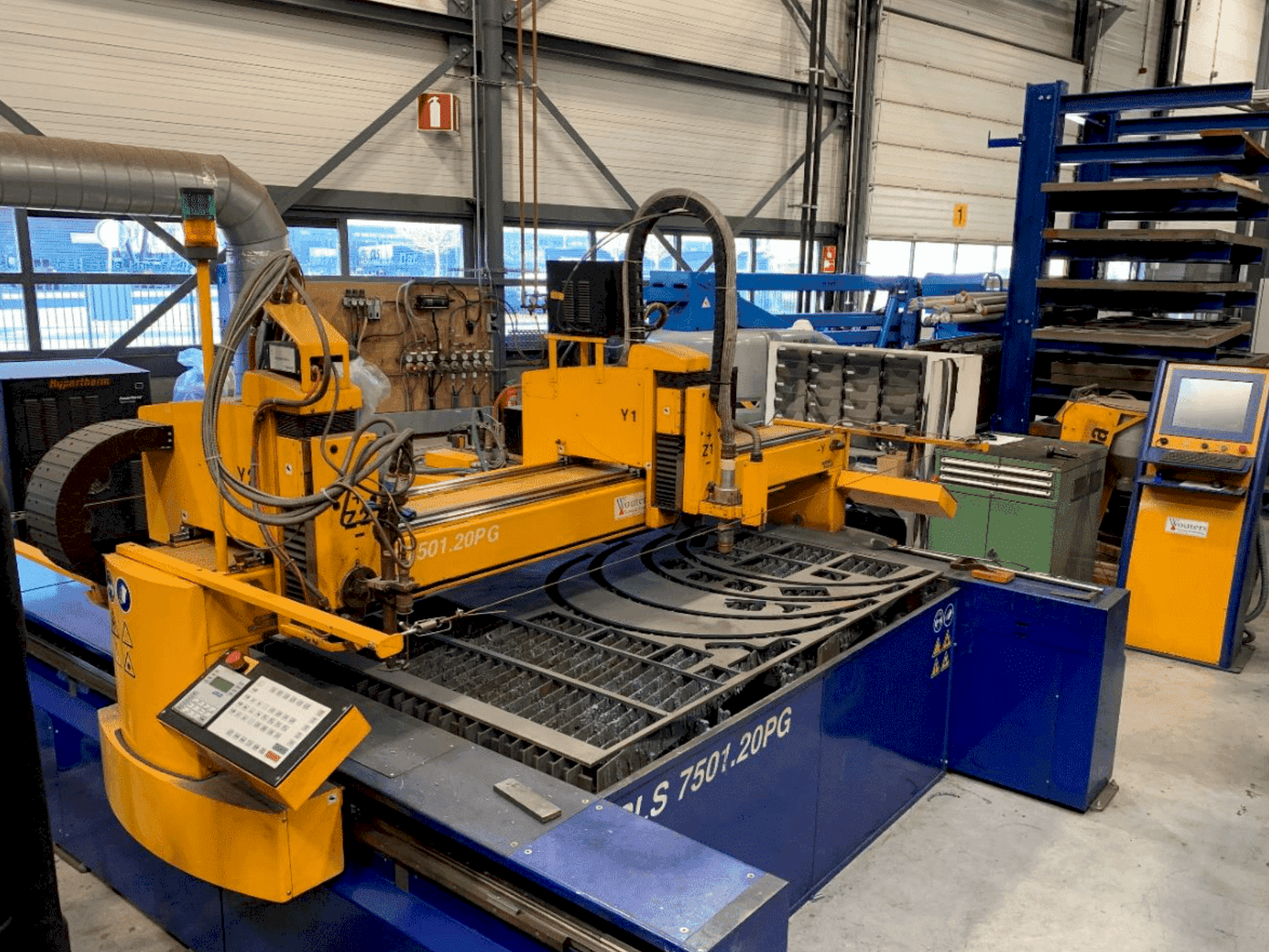 Makine MicroStep PLS7501.20PG - Önden görünüm