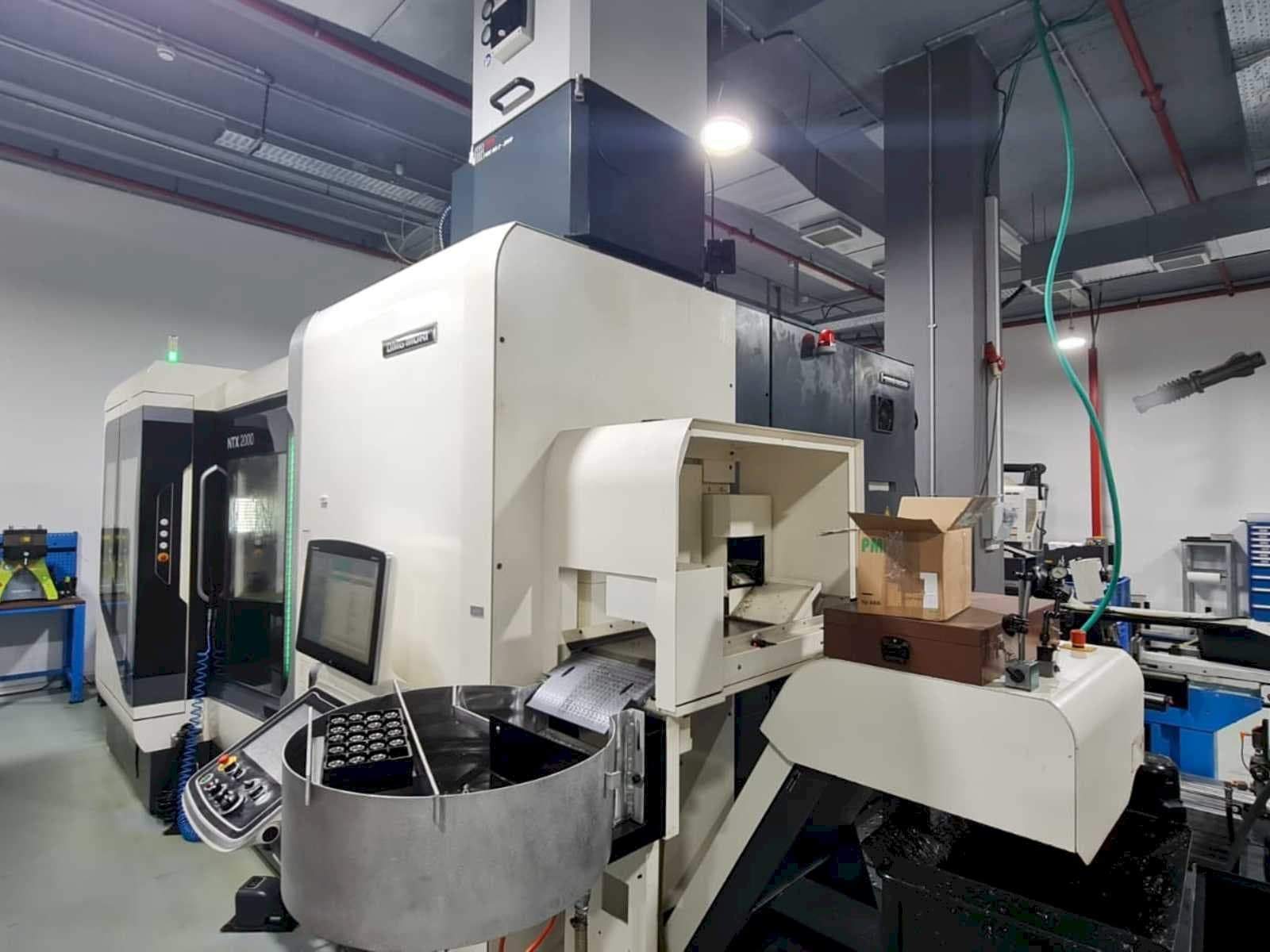 Makine DMG MORI NTX2000/1500SZ - Sağ taraf görünümü