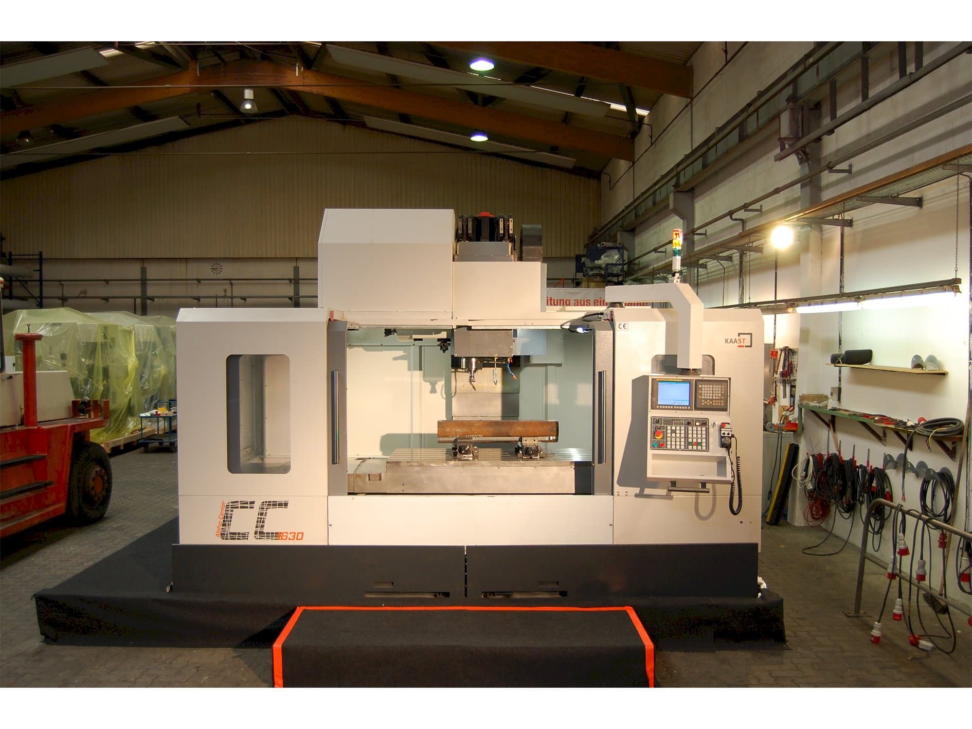 Makine Kaast CC1630 - Önden görünüm