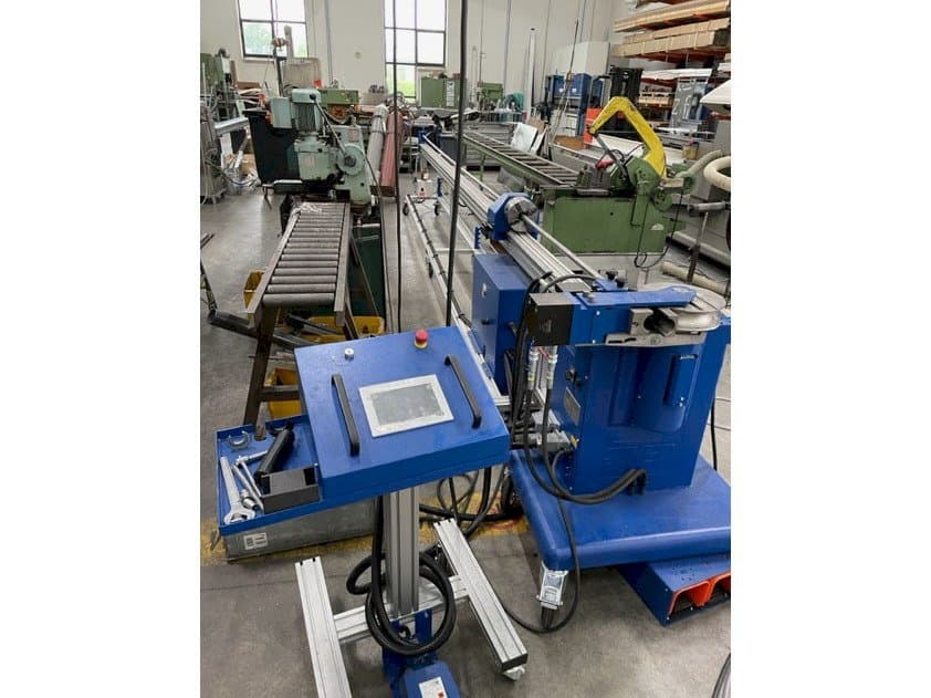 Makine JUTEC 5060 - Önden görünüm